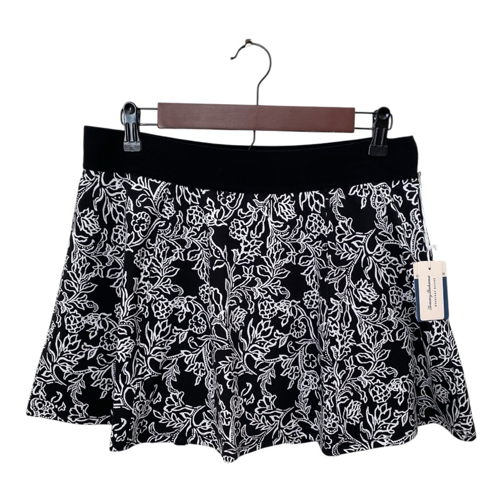 Tommy Bahama Athletic Skort Sz XL Black Floral Golf Tennis Pickleball Activewear
